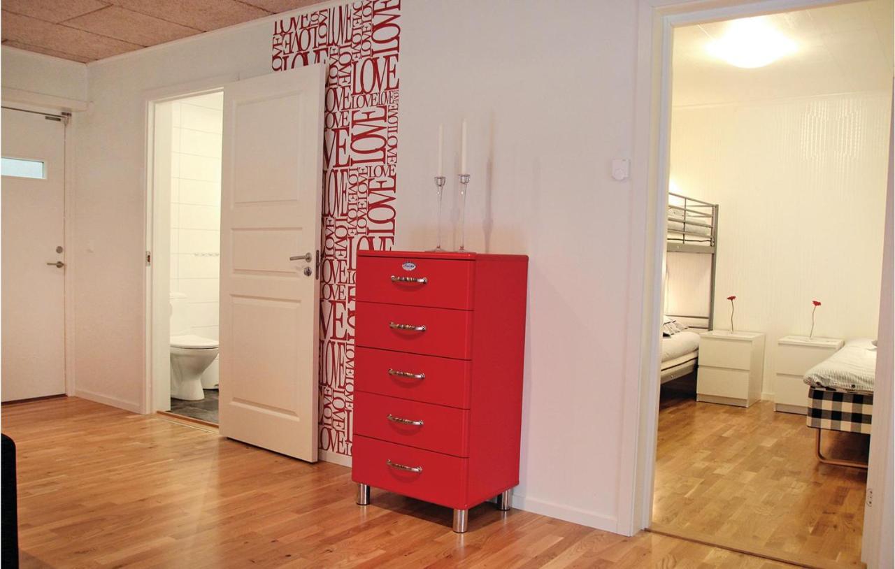 2 Bedroom Cozy Apartment In Habo Mullsjö Εξωτερικό φωτογραφία